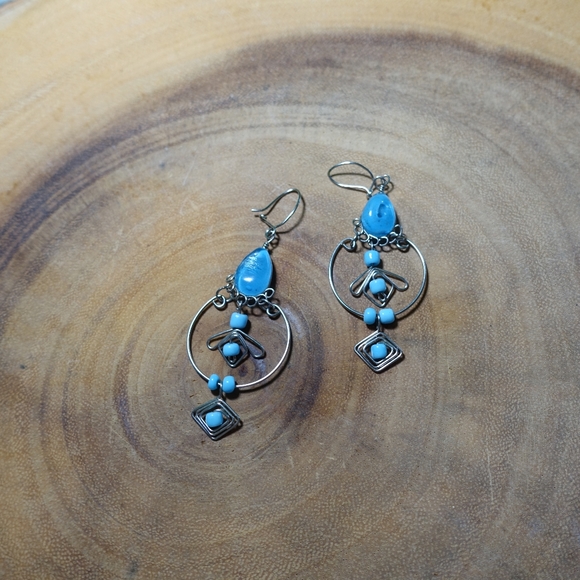 Blue crystal stone chandelier Circle earrings - Picture 4 of 5